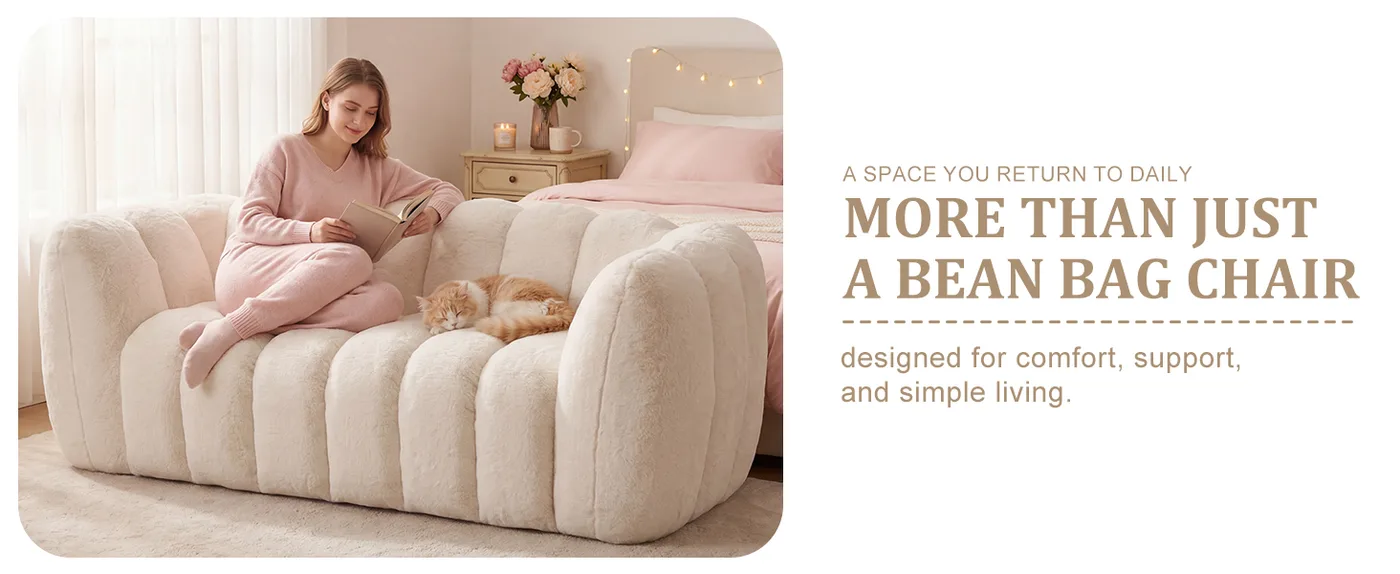 Plume Faux-Fur Loveseat Lounger detail